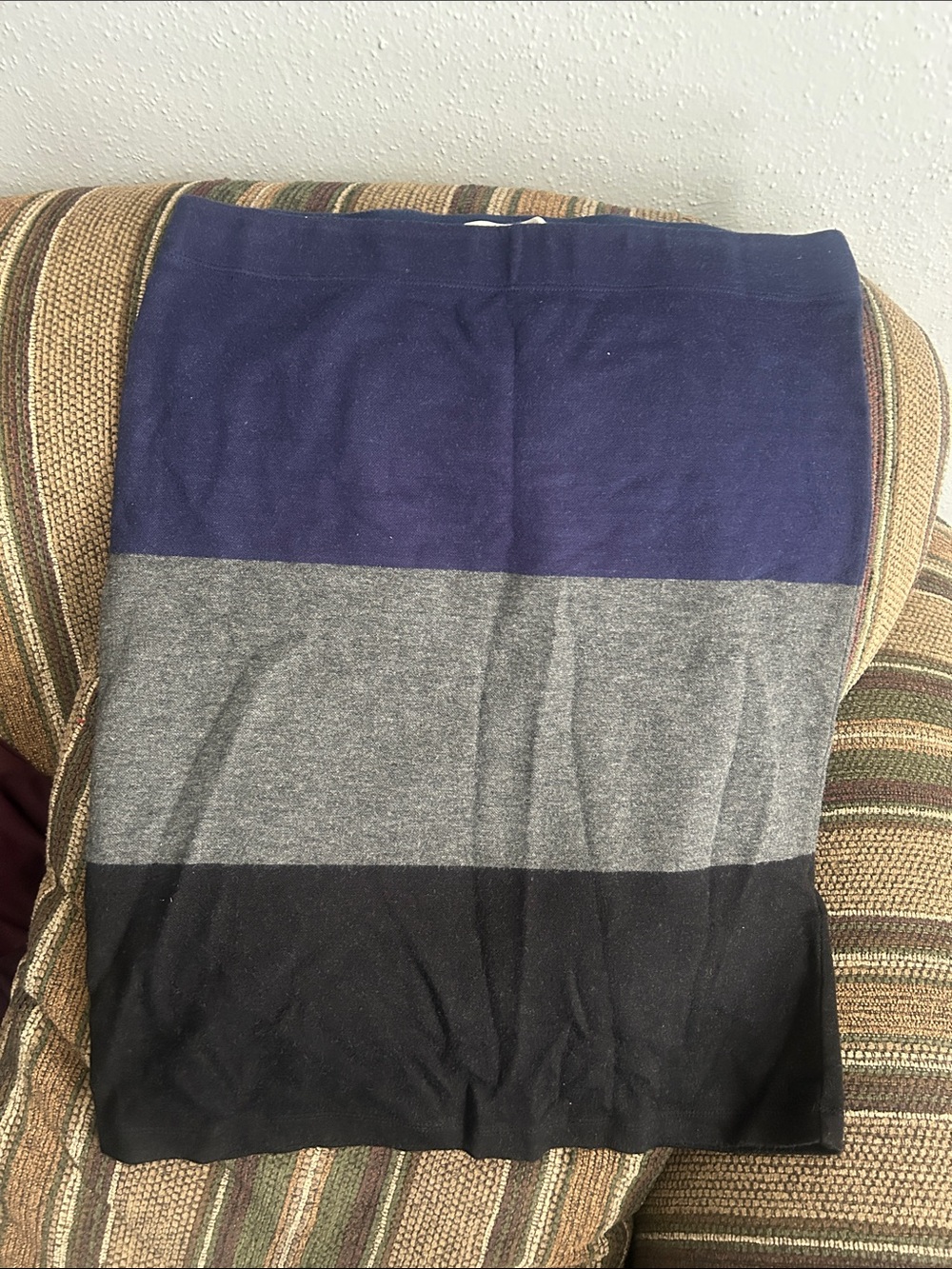 MAX STUDIO Navy and Gray Colorblock Skirt